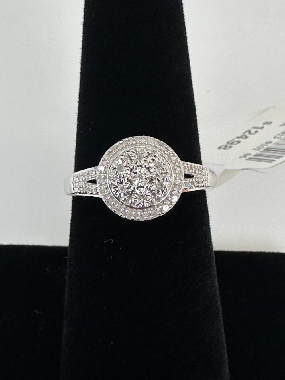 Sterling Silver 1/10 CTTW Genuine Diamond Cluster Ring Size 7 1/4